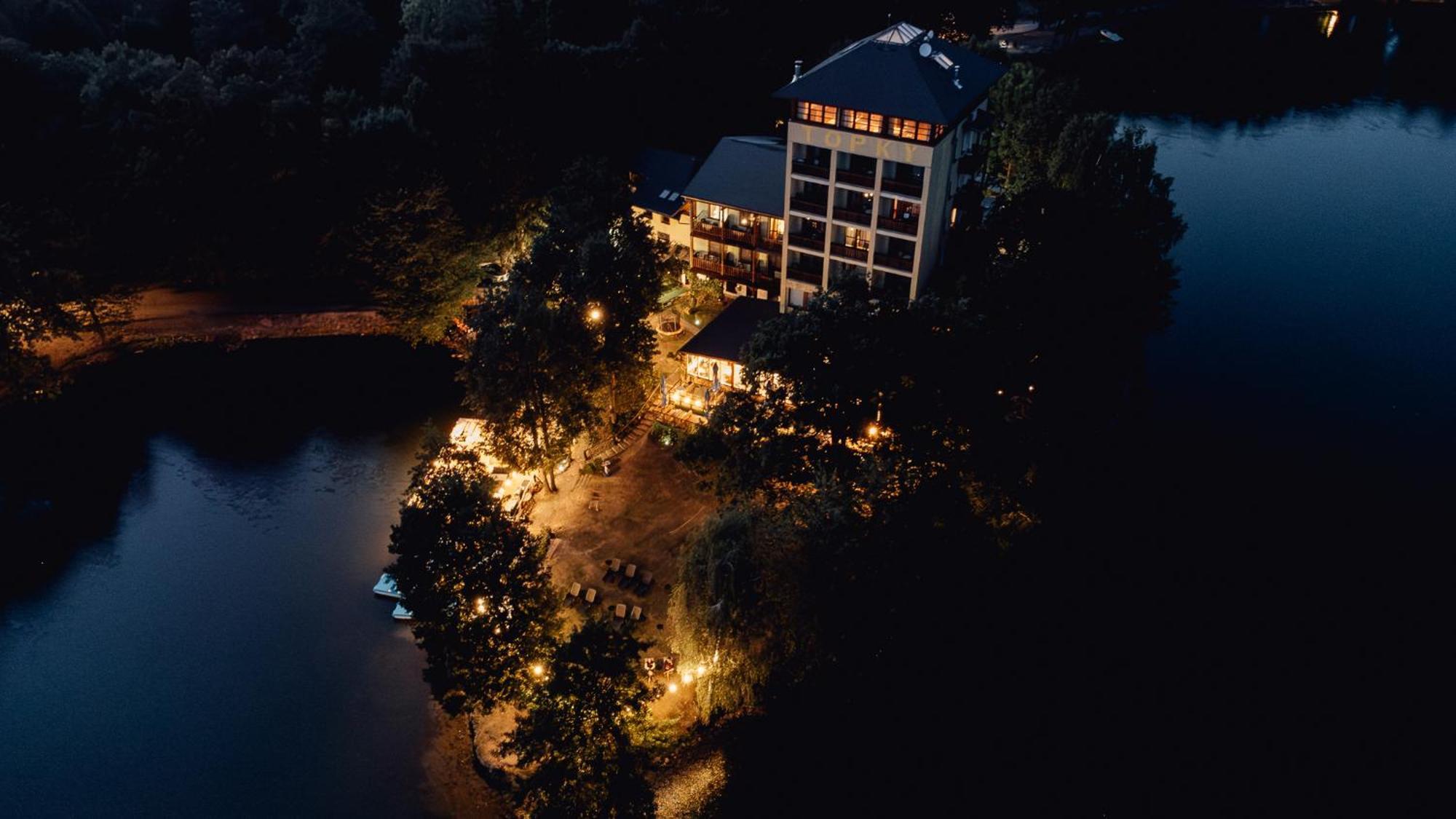 Penzion Topky Hotel Banska Stiavnica Exterior photo